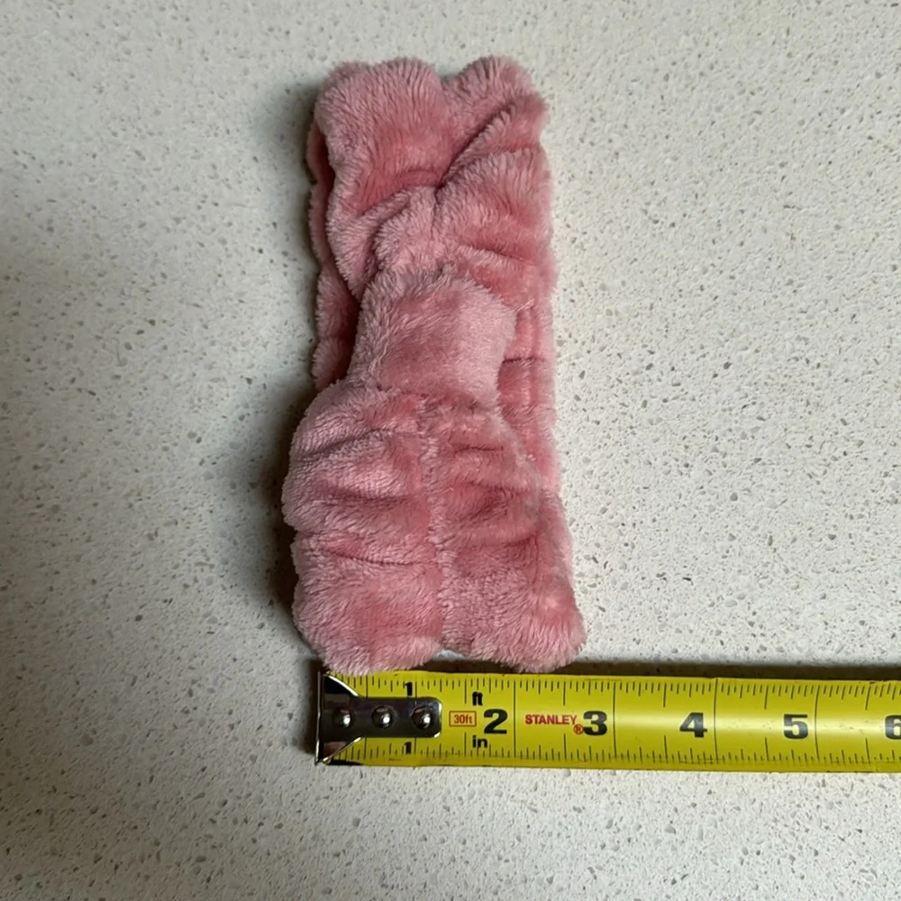 NEW TAHARI blush pink soft fuzzy fleece bow elastic stretchy baby girl headband